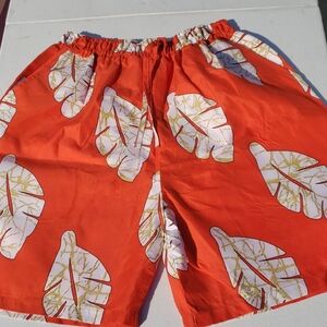 Orange Leaf Print Women's Shorts
